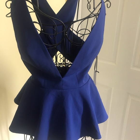 2x HOST PICK Lovers + Friends NWT Open Back Blouse NWT Size XS Gorgeous - Picture 2 of 7